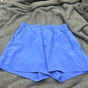 Lululemon Mens Small, 5”